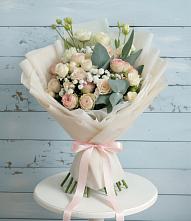 Букет цветов из:  Розы и Лизиантусы #REPLACE_PRED# Шилово