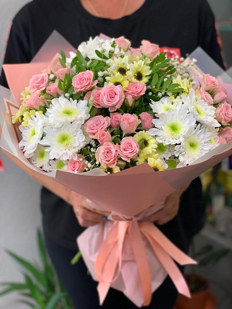 Букет цветов из: Розы и Хризантемы в Шилово