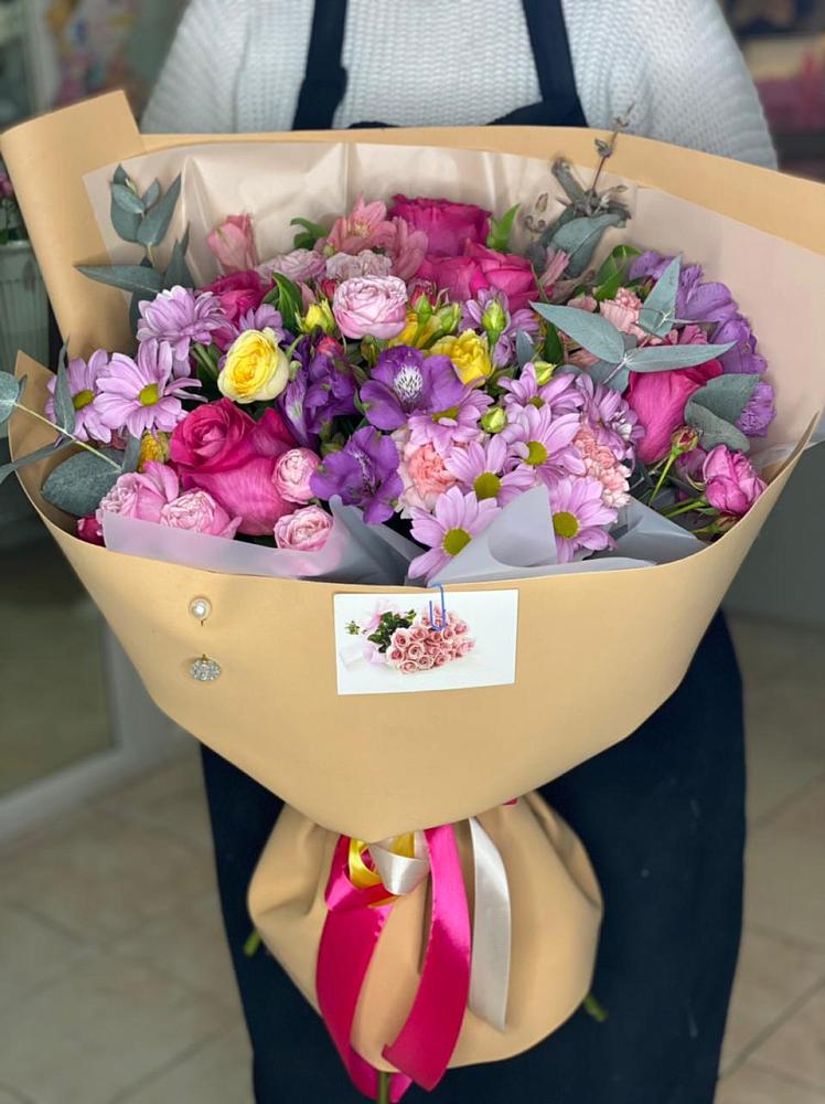 Букет цветов из: Хризантемы, Гвоздики и Альстромерии в Шилово