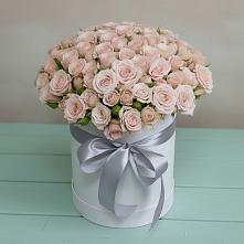 Цветочная композиция из Розы в шляпной коробке в Шилово