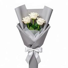 Букет 3 белые розы в Шилово