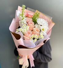 Букет цветов из:  Хризантемы и Розы в Шилово