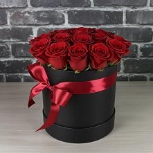 Цветочная композиция из Розы в шляпной коробке в Шилово