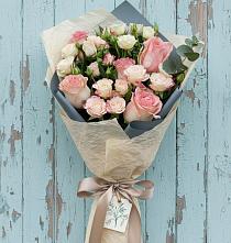 Букет цветов из:  Розы в Шилово