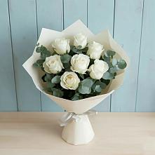Букет Белые розы в Эвкалипте в Шилово