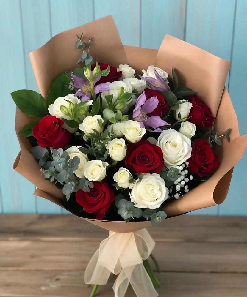 Букет цветов из: Розы и Альстромерии в Шилово